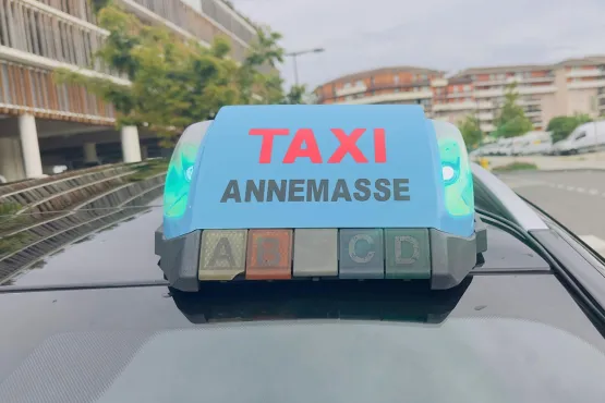 lumineux taxi annemasse officiel