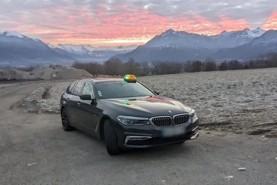 taxi toutes distances depuis et vers annemasse vue sur les alpes